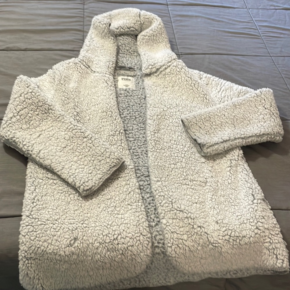 VS PINK sherpa one size cardigan